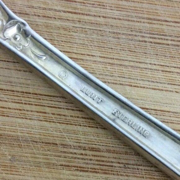 Lunt Rondelay Pierced Bon Bon Spoon Sterling Silver Flatware Rose 1963-1997 - Picture 4 of 4